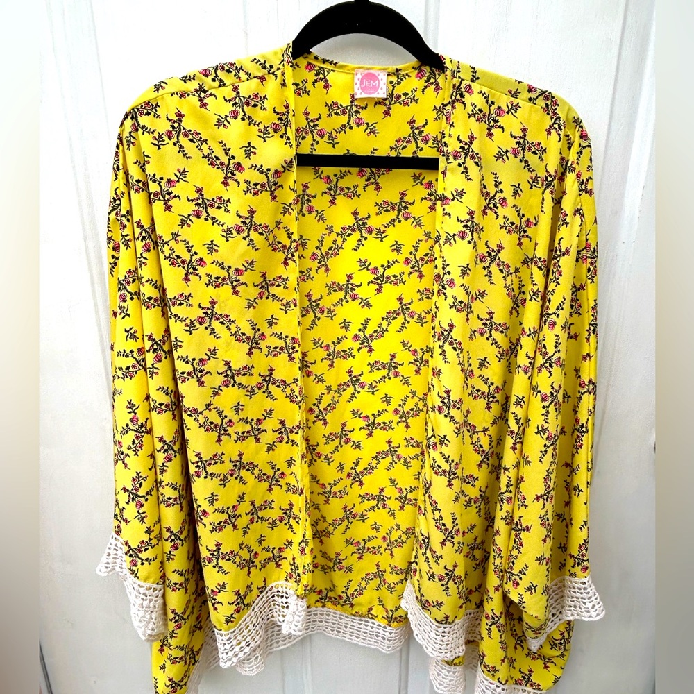 J&M Floral Yellow Kimono Cardigan one size